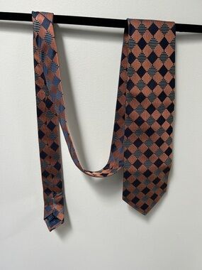 Men's Geometric Tie in Copper and Navy